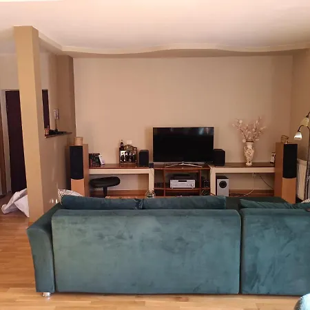 Lovely 2 Bedroom Cluj-Napoca