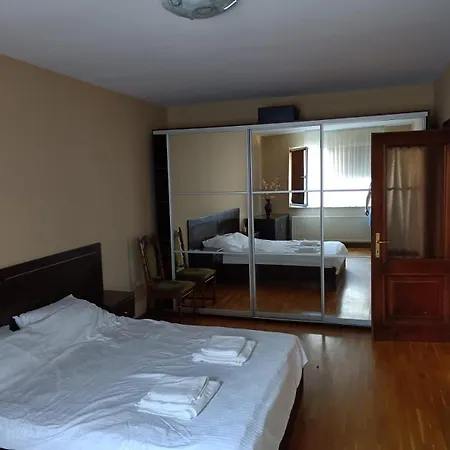 Lovely 2 Bedroom